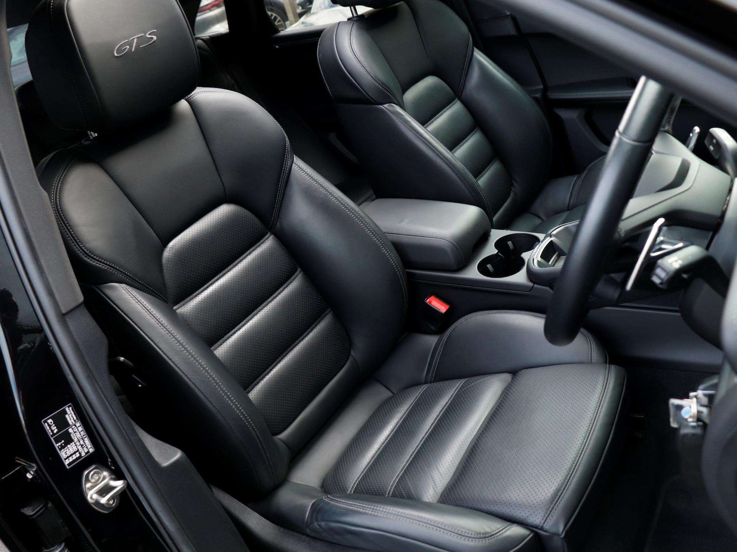 Used Porsche Macan 2023 for sale - 77772126: Photo 27