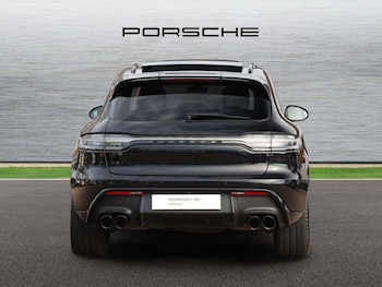Used Porsche Macan 2023 for sale - 77772126: Photo