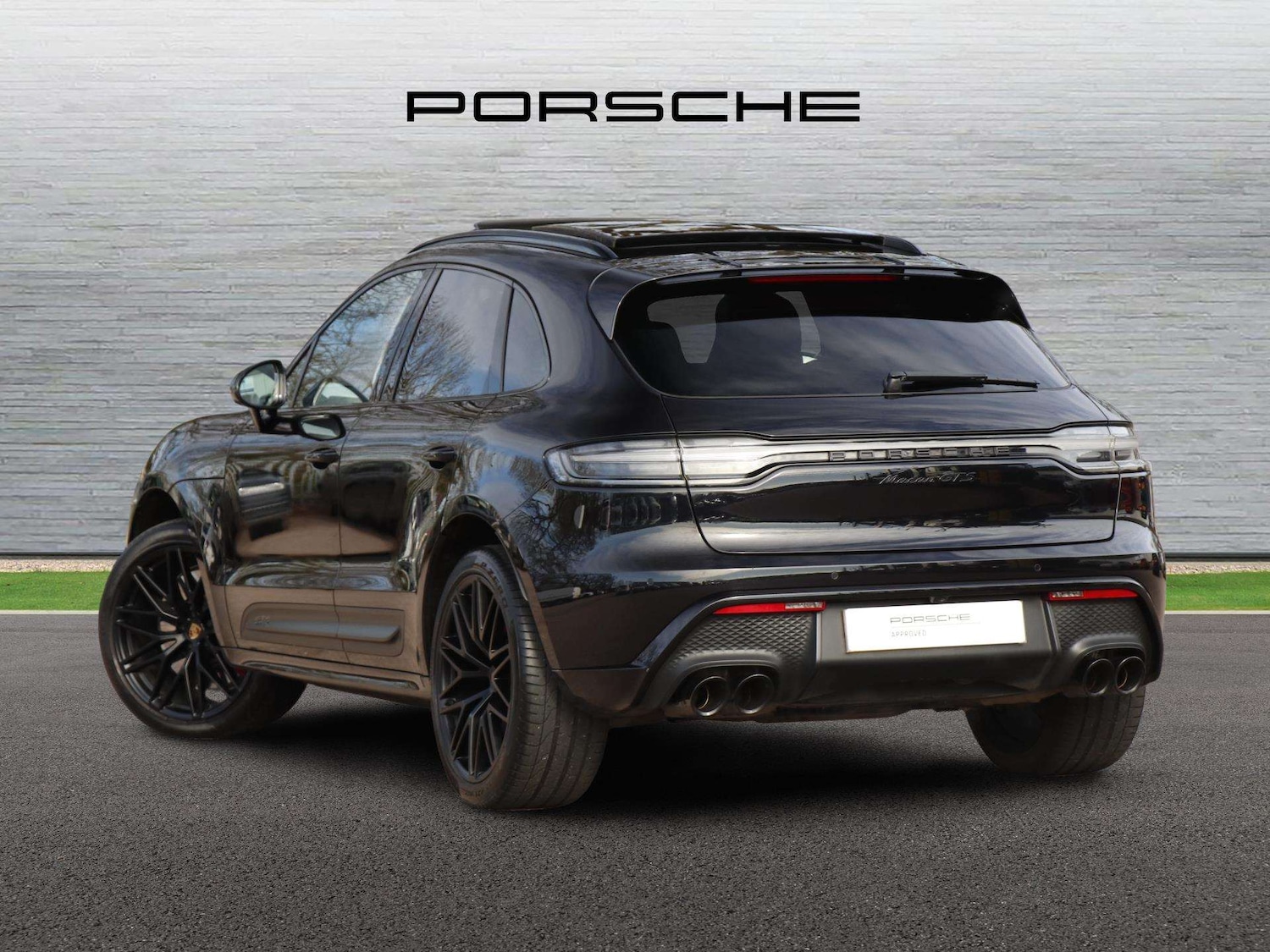 Used Porsche Macan 2023 for sale - 77772126: Photo 5