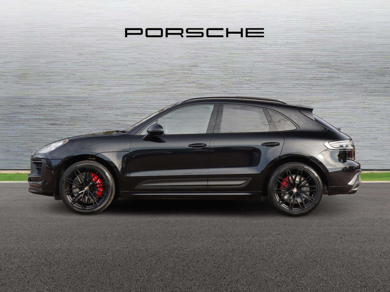 Used Porsche Macan 2023 for sale - 77772126: Photo 6