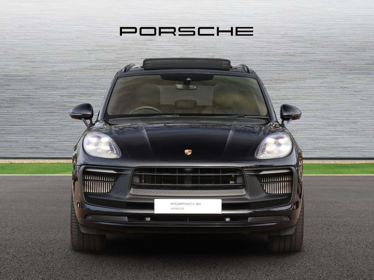 Used Porsche Macan 2023 for sale - 77772126: Photo 8