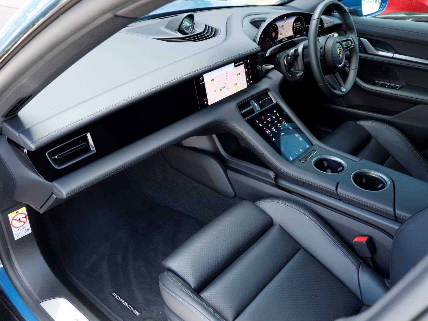 Used Porsche Taycan 2025 for sale - 77726754: Photo 9