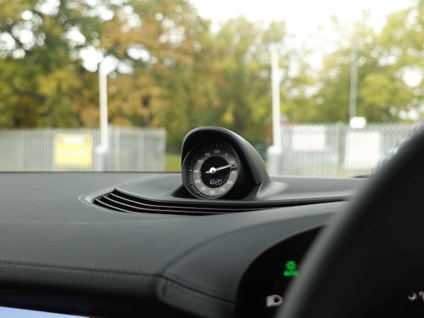 Used Porsche Taycan 2024 for sale - 73128476: Photo 14
