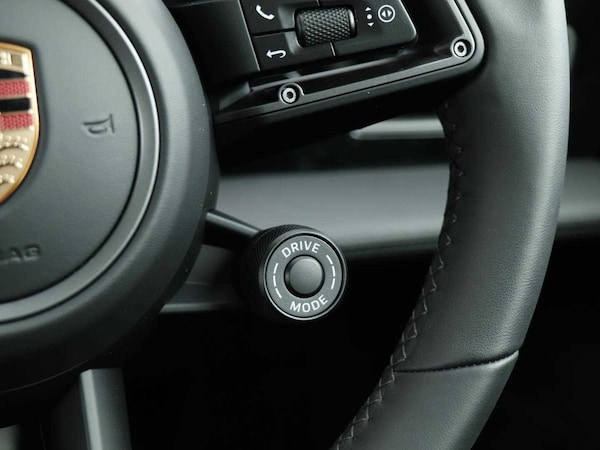 Used Porsche Taycan 2024 for sale - 73128476: Photo 22