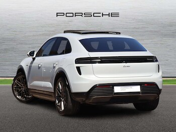 Used Porsche Macan 2024 for sale - 78451574: Photo
