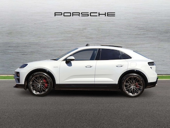 Used Porsche Macan 2024 for sale - 78451574: Photo