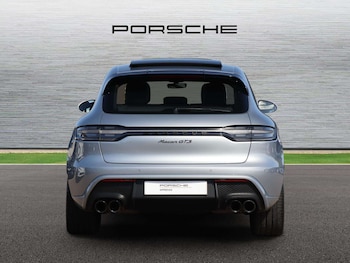 Used Porsche Macan 2025 for sale - 78433017: Photo