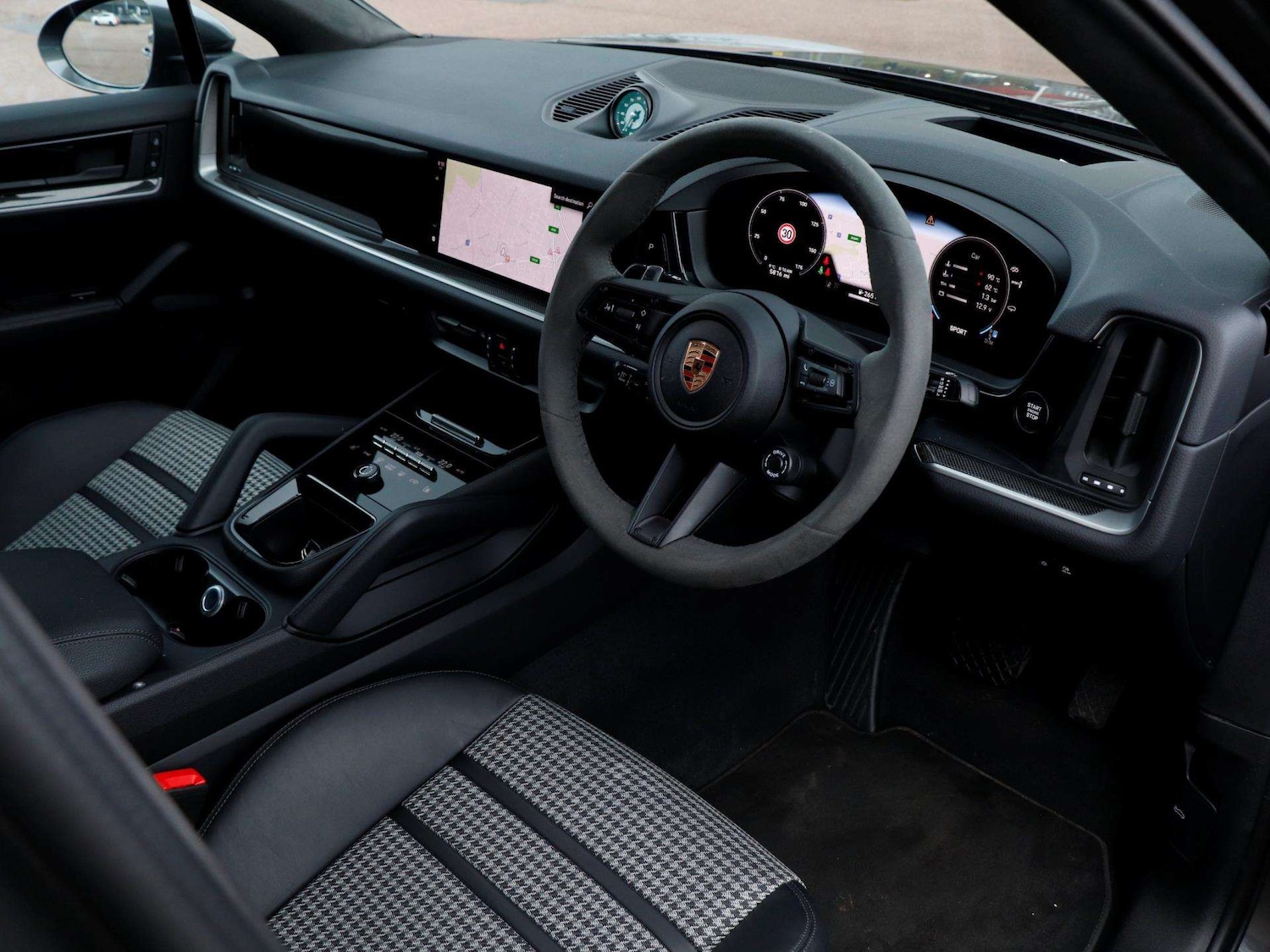 Used Porsche Cayenne 2025 for sale - 77458533: Photo 10