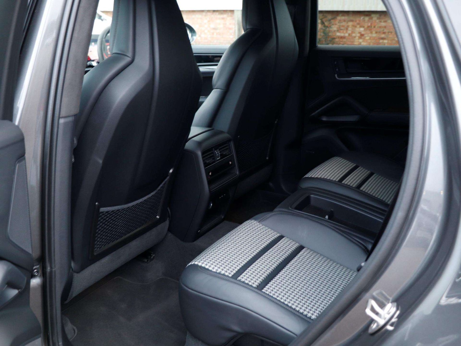 Used Porsche Cayenne 2025 for sale - 77458533: Photo 27