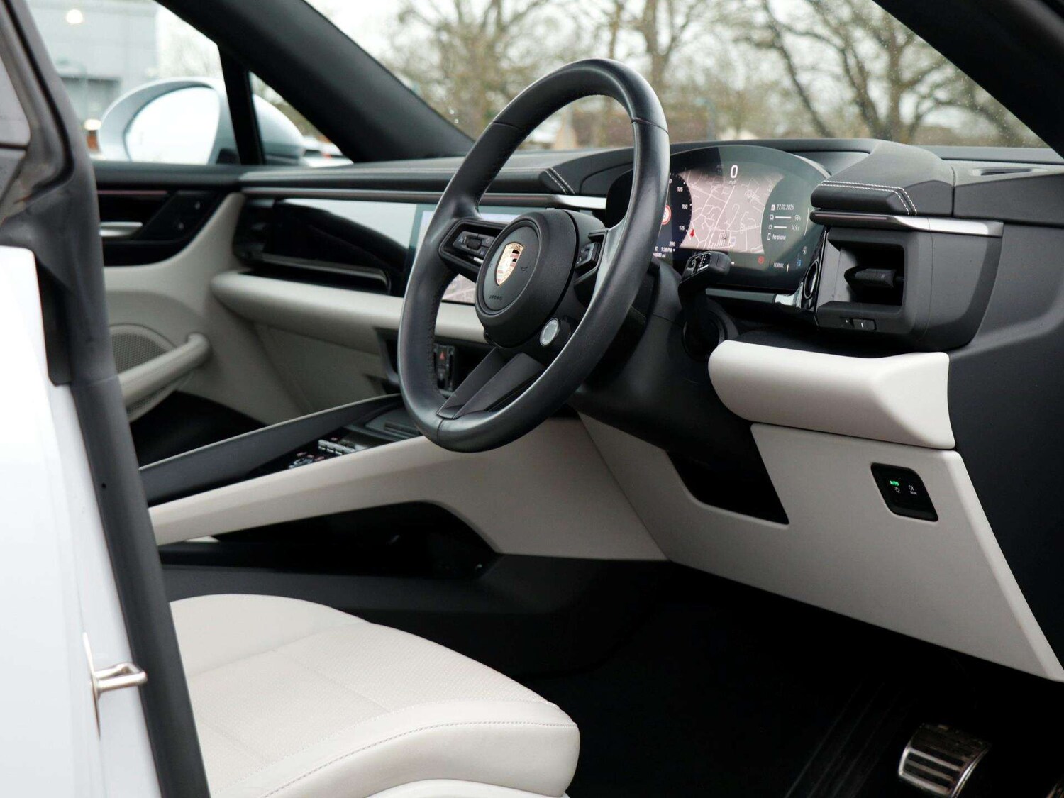 Used Porsche Macan 2024 for sale - 77726659: Photo 11