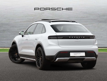 Used Porsche Macan 2024 for sale - 77726659: Photo