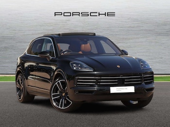 Used Porsche Cayenne 2023 for sale - 78707390: Photo