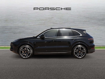 Used Porsche Cayenne 2023 for sale - 78707390: Photo