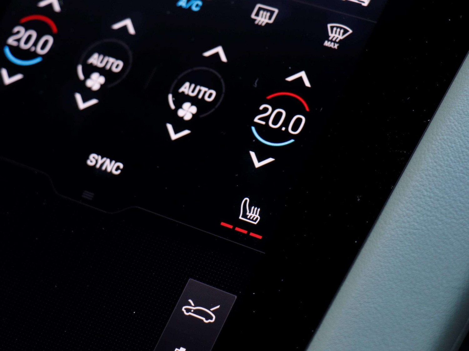 Used Porsche Taycan 2024 for sale - 77270036: Photo 18