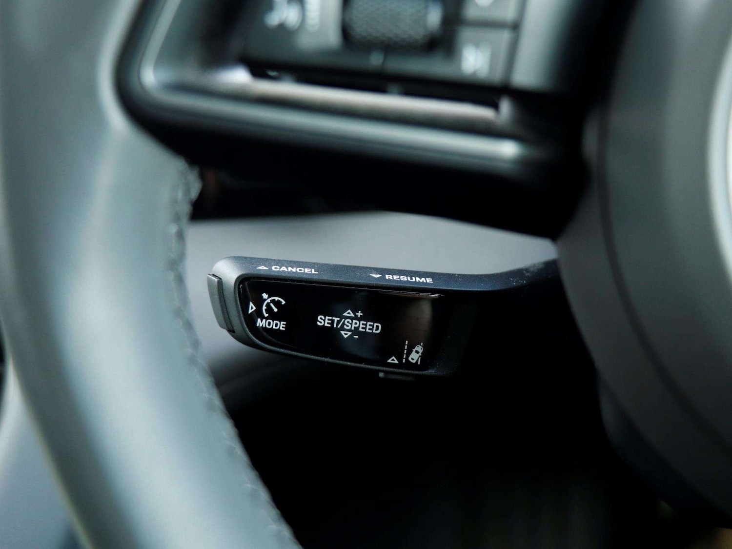 Used Porsche Taycan 2024 for sale - 77270036: Photo 19