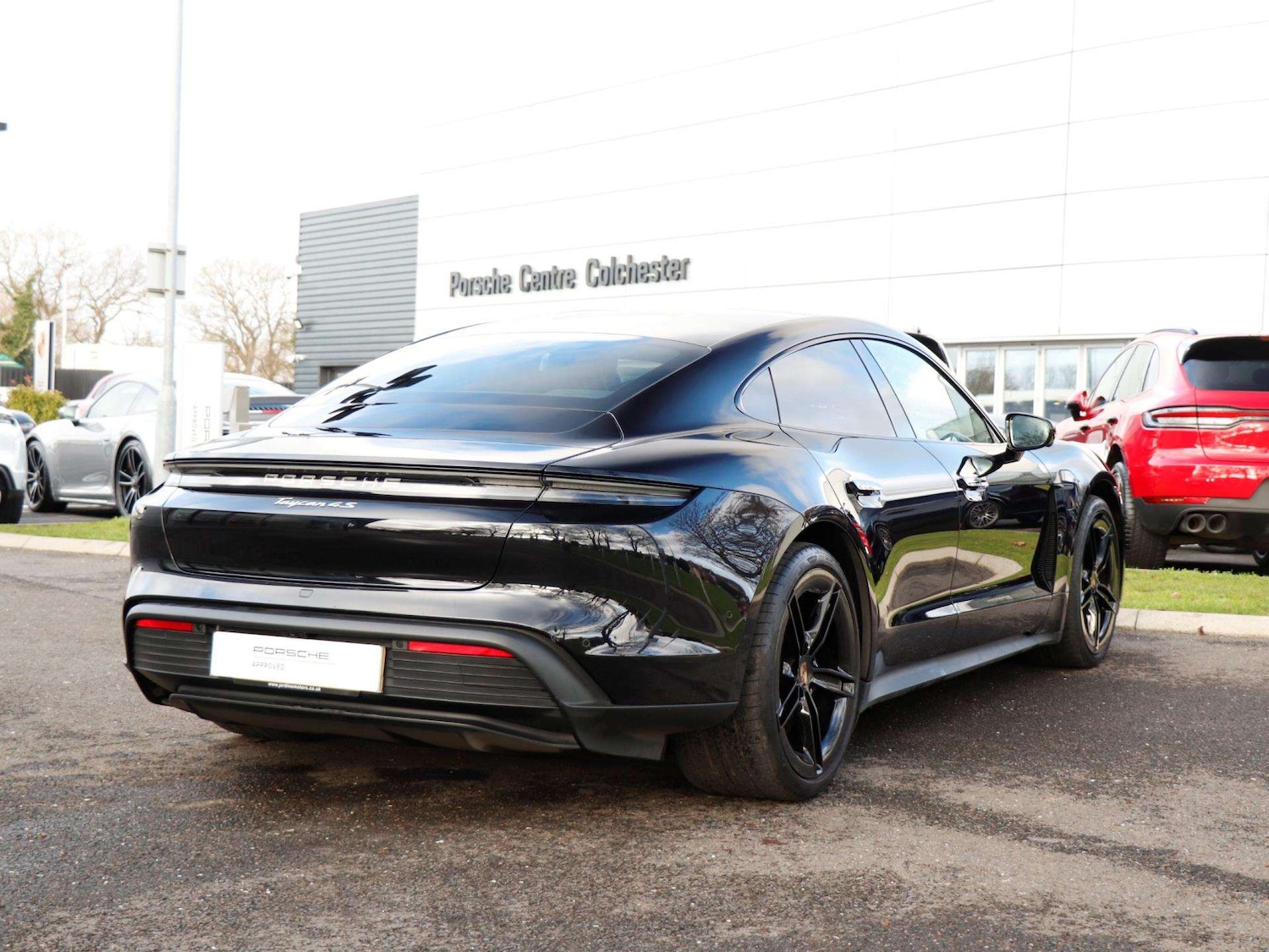 Used Porsche Taycan 2024 for sale - 77270036: Photo 35