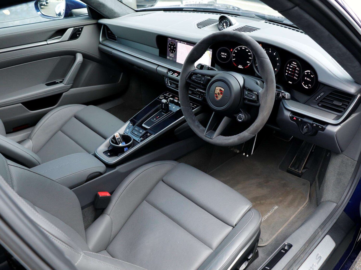 Used Porsche 911 2020 for sale - 78209279: Photo 10