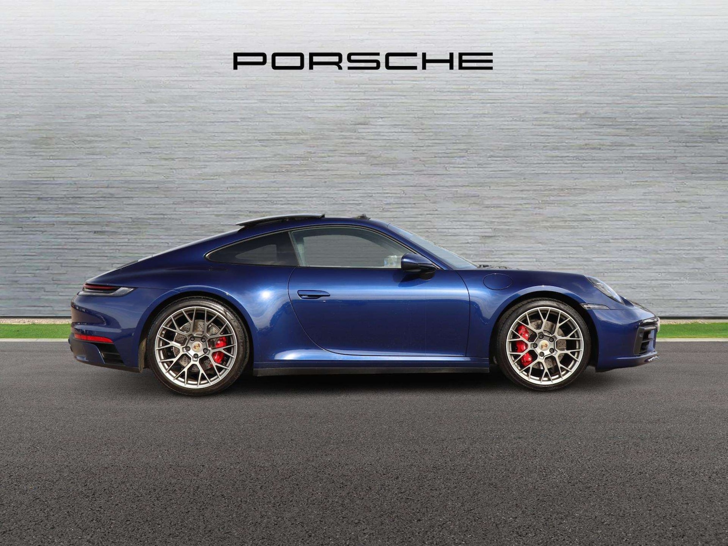 Used Porsche 911 2020 for sale - 78209279: Photo 2