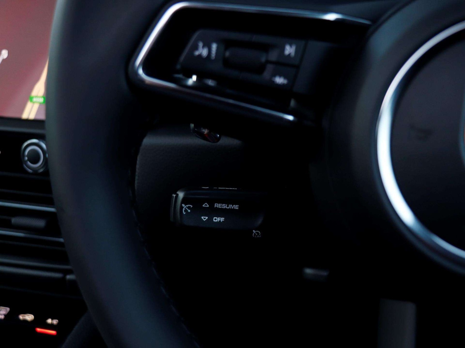 Used Porsche Macan 2025 for sale - 76889728: Photo 20