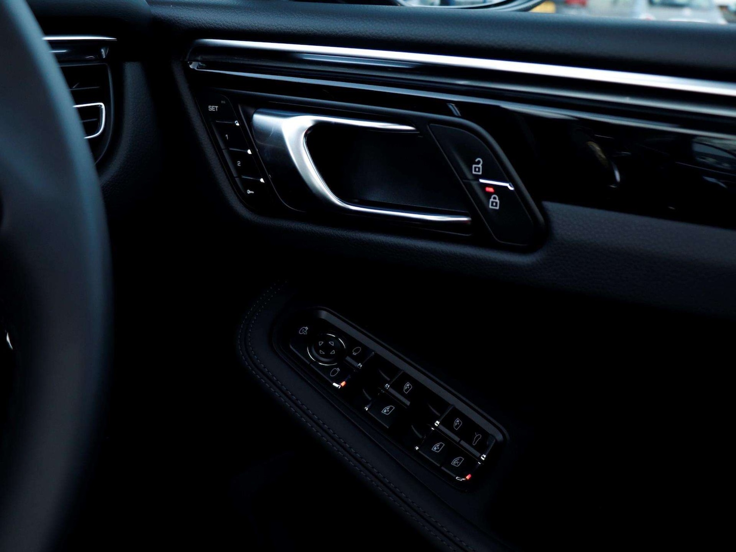 Used Porsche Macan 2025 for sale - 76889728: Photo 21