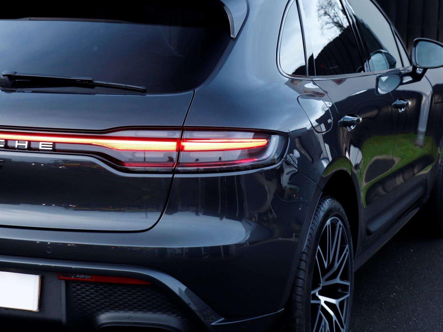 Used Porsche Macan 2025 for sale - 76889728: Photo 29