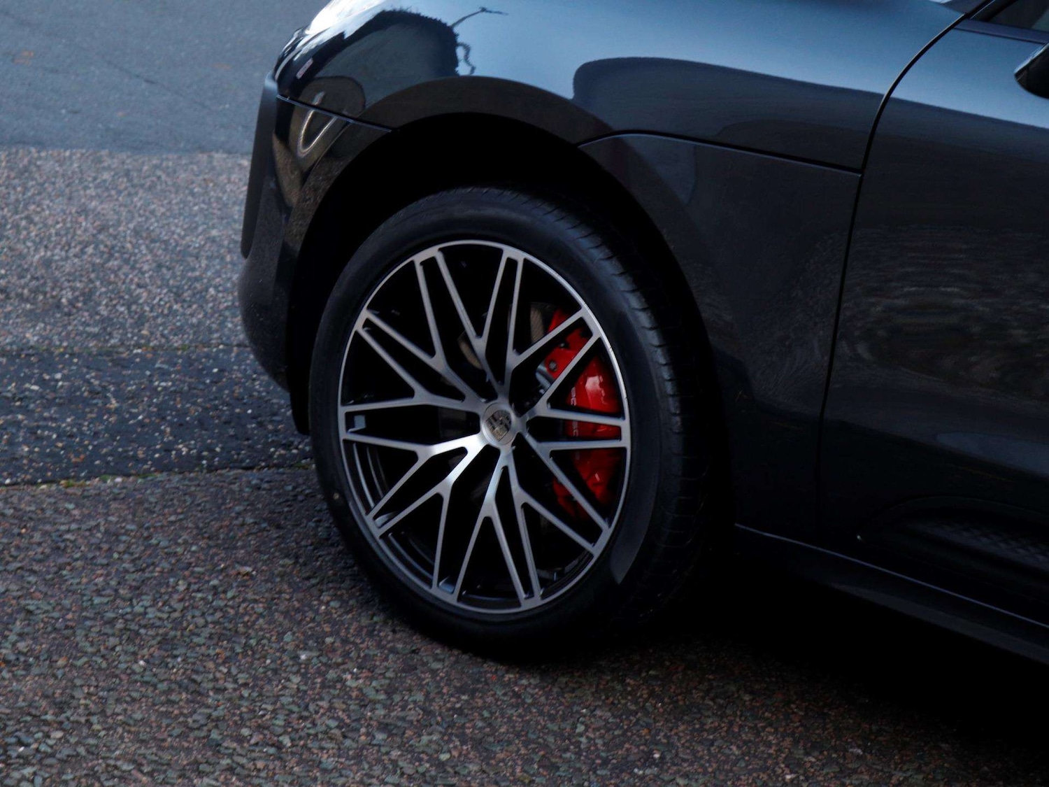 Used Porsche Macan 2025 for sale - 76889728: Photo 32