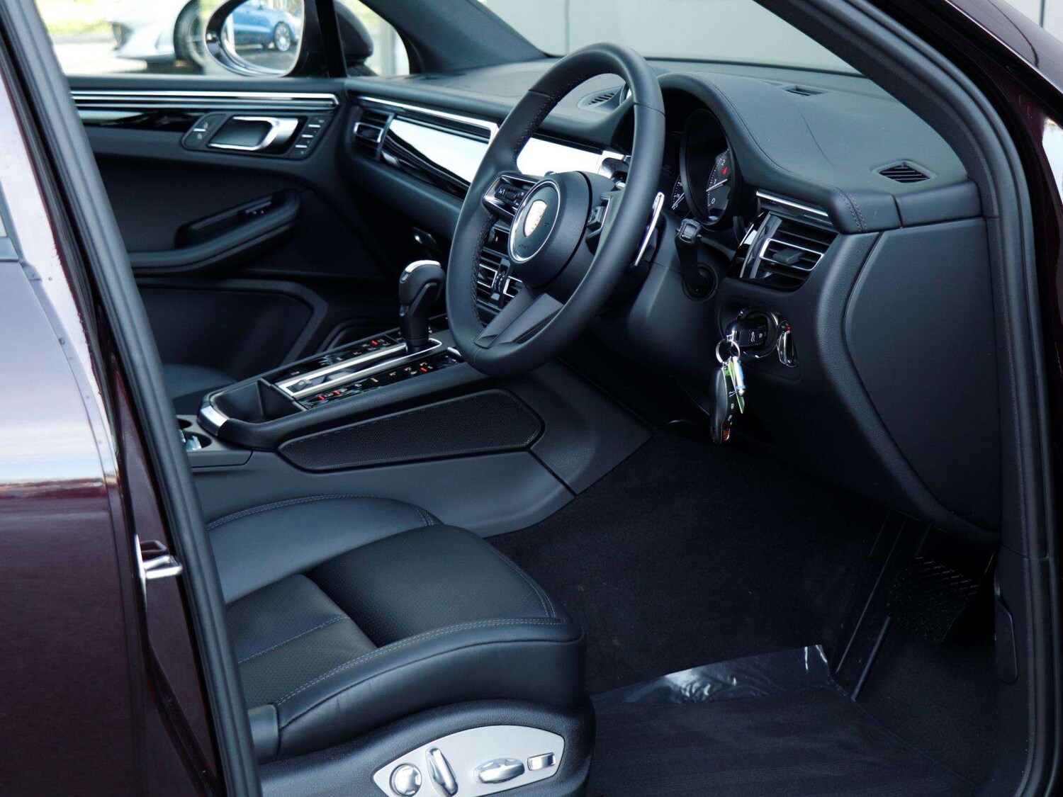 Used Porsche Macan 2026 for sale - 78209322: Photo 10