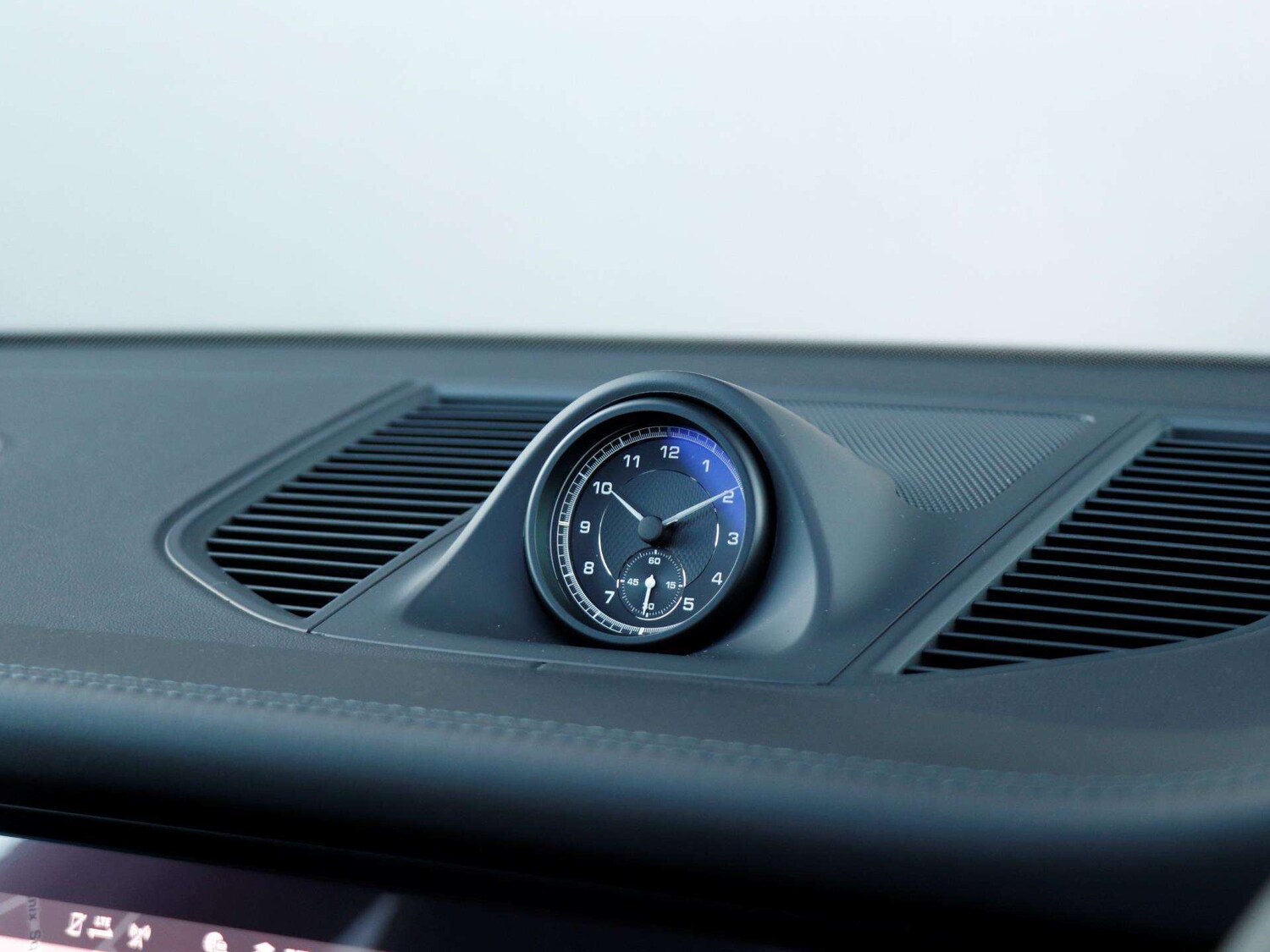 Used Porsche Macan 2026 for sale - 78209322: Photo 12