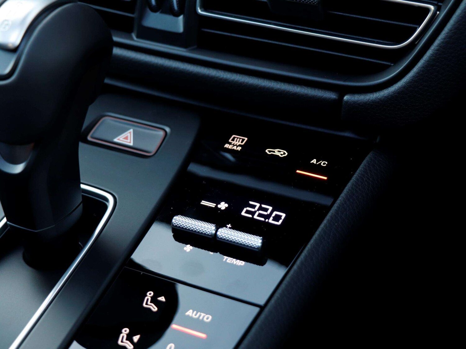 Used Porsche Macan 2026 for sale - 78209322: Photo 15