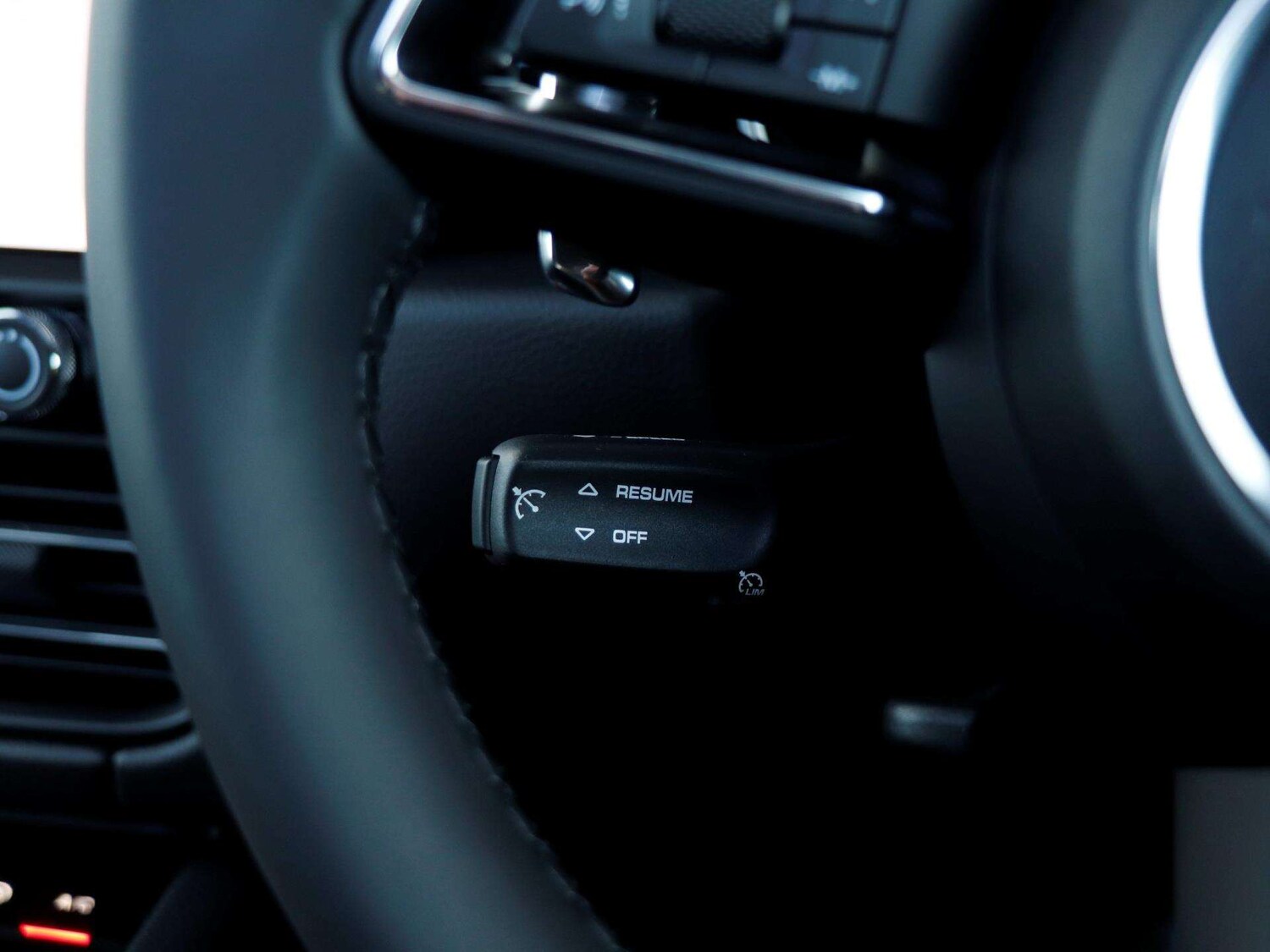 Used Porsche Macan 2026 for sale - 78209322: Photo 18