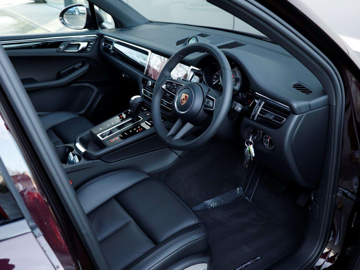 Used Porsche Macan 2026 for sale - 78209322: Photo 9