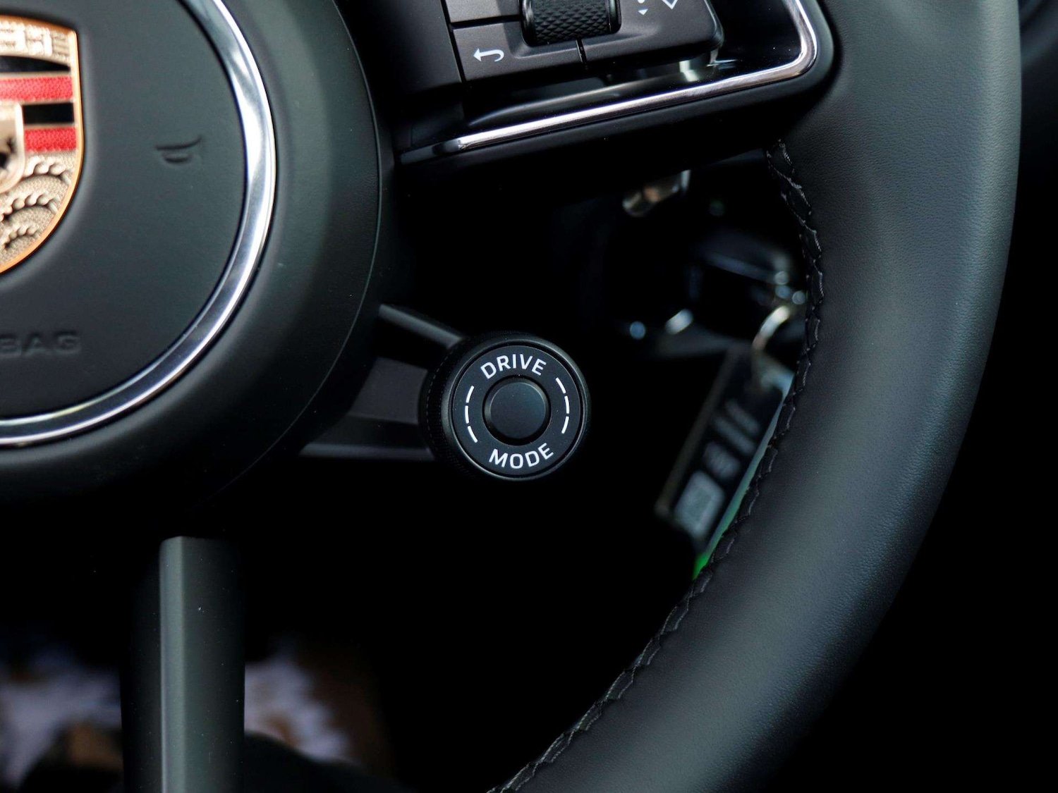 Used Porsche Macan 2025 for sale - 76125789: Photo 21