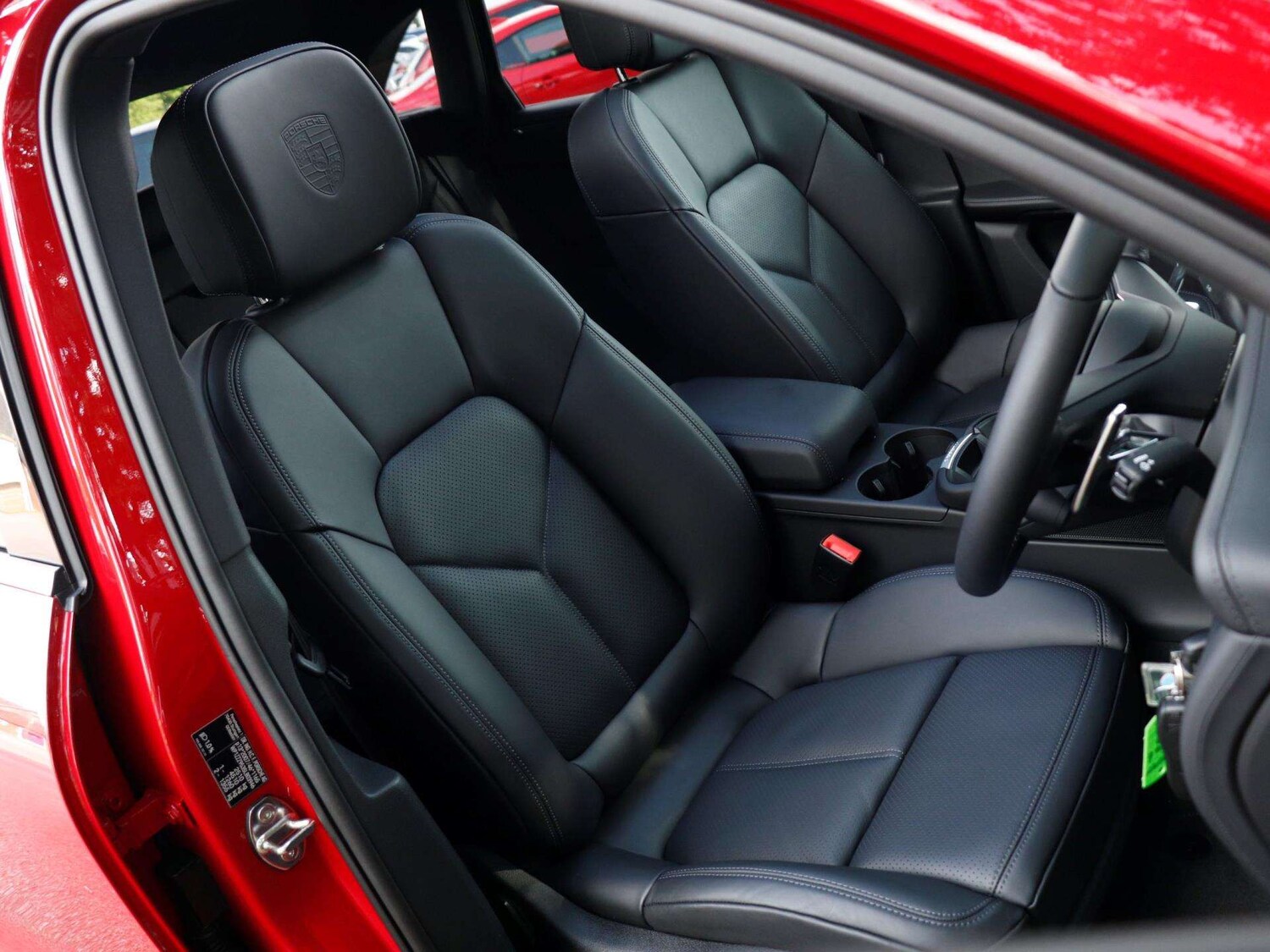 Used Porsche Macan 2025 for sale - 76125789: Photo 26