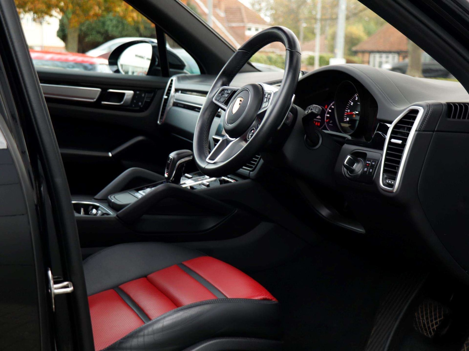 Used Porsche Cayenne 2023 for sale - 76411287: Photo 11