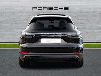 Used Porsche Cayenne 2023 for sale - 76411287: Photo