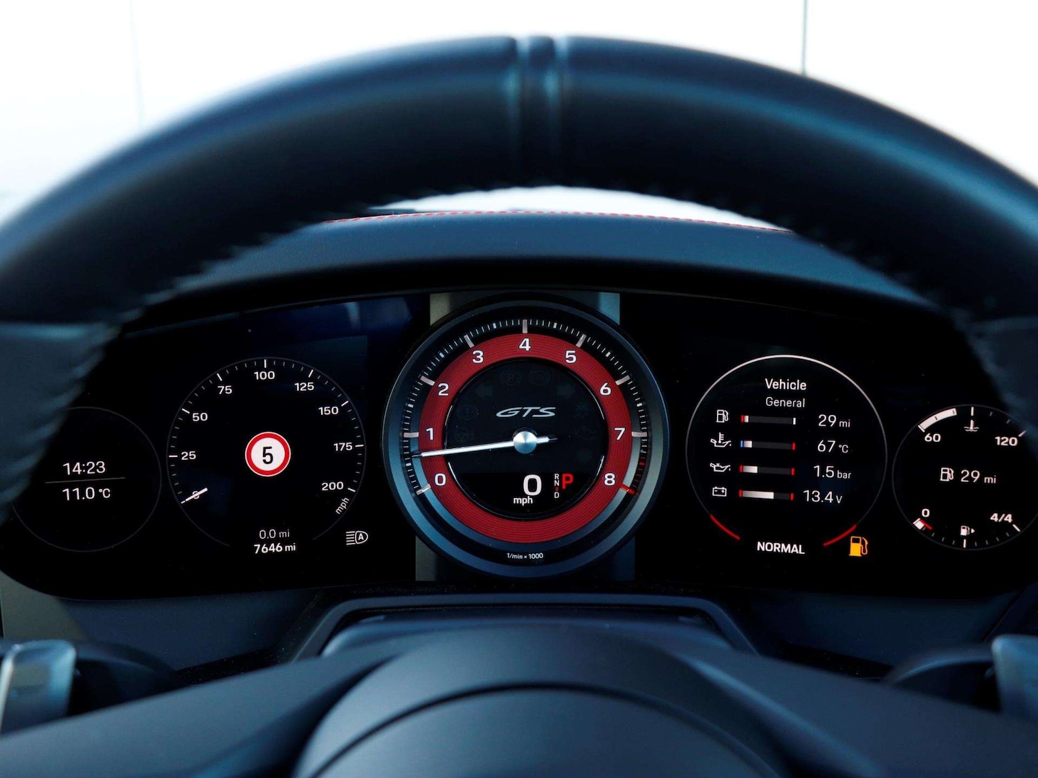 Used Porsche 911 2023 for sale - 77458668: Photo 12