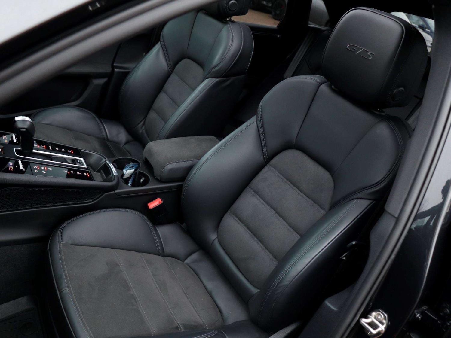 Used Porsche Macan 2022 for sale - 77158459: Photo 26