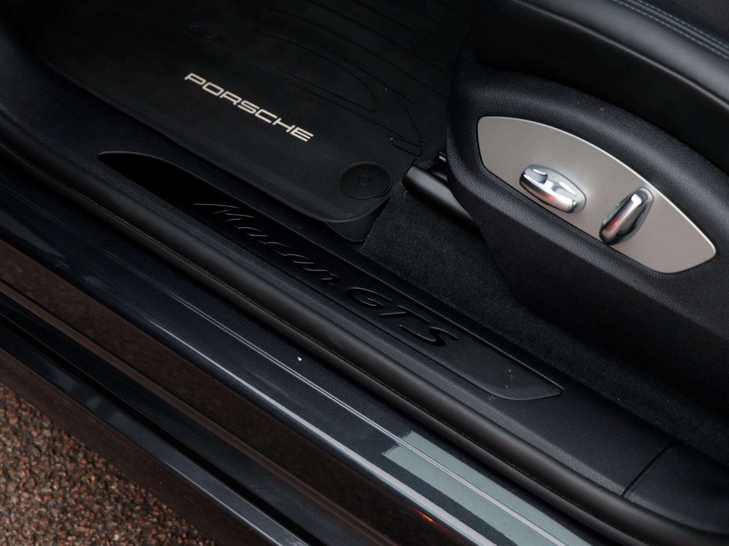 Used Porsche Macan 2022 for sale - 77158459: Photo 29