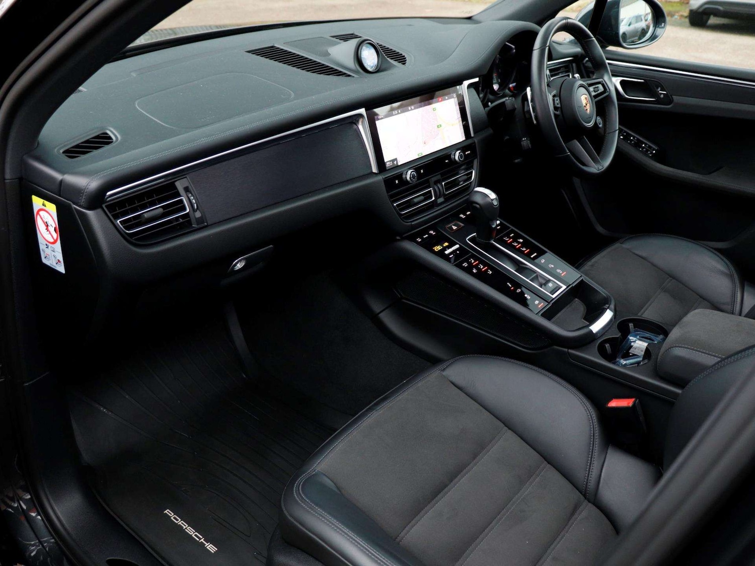 Used Porsche Macan 2022 for sale - 77158459: Photo 9