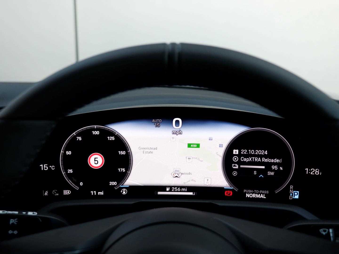Used Porsche Taycan 2024 for sale - 75818504: Photo 14