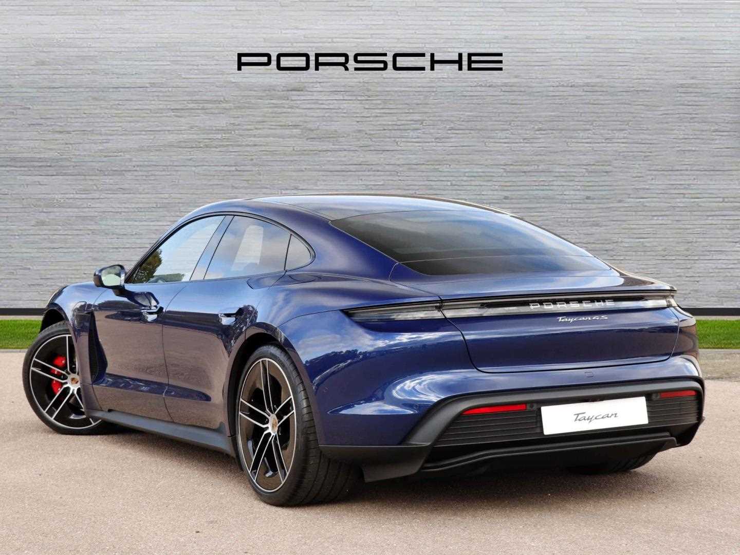 Used Porsche Taycan 2024 for sale - 75818504: Photo 5
