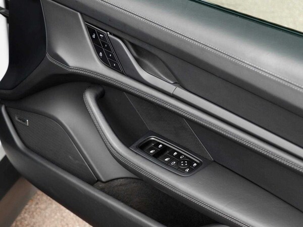 Used Porsche Taycan 2025 for sale - 75510689: Photo 22