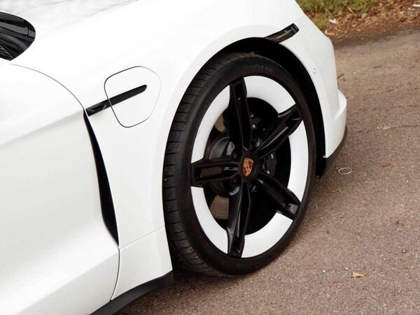 Used Porsche Taycan 2025 for sale - 75510689: Photo 30