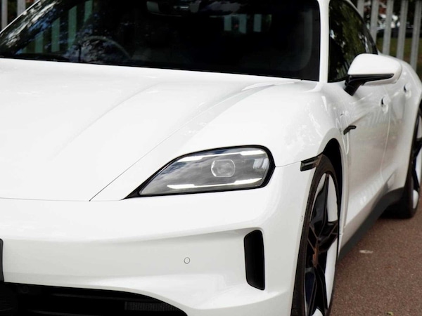 Used Porsche Taycan 2025 for sale - 75510689: Photo 31