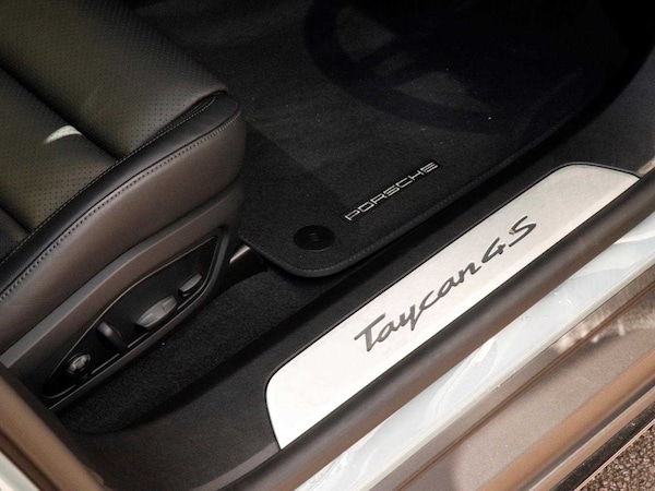 Used Porsche Taycan 2024 for sale - 73996377: Photo 23