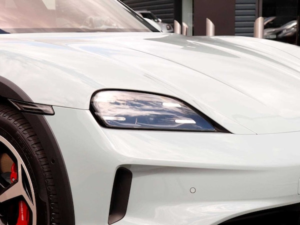 Used Porsche Taycan 2024 for sale - 73996377: Photo 32