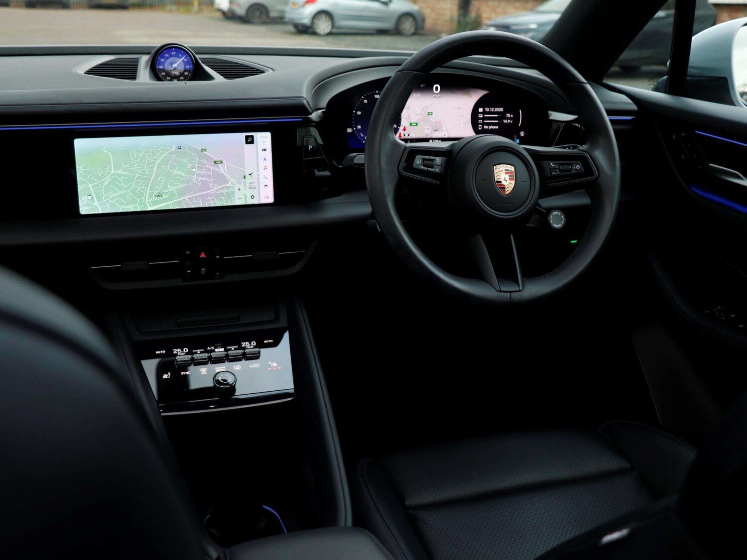 Used Porsche Macan 2025 for sale - 78187805: Photo 12