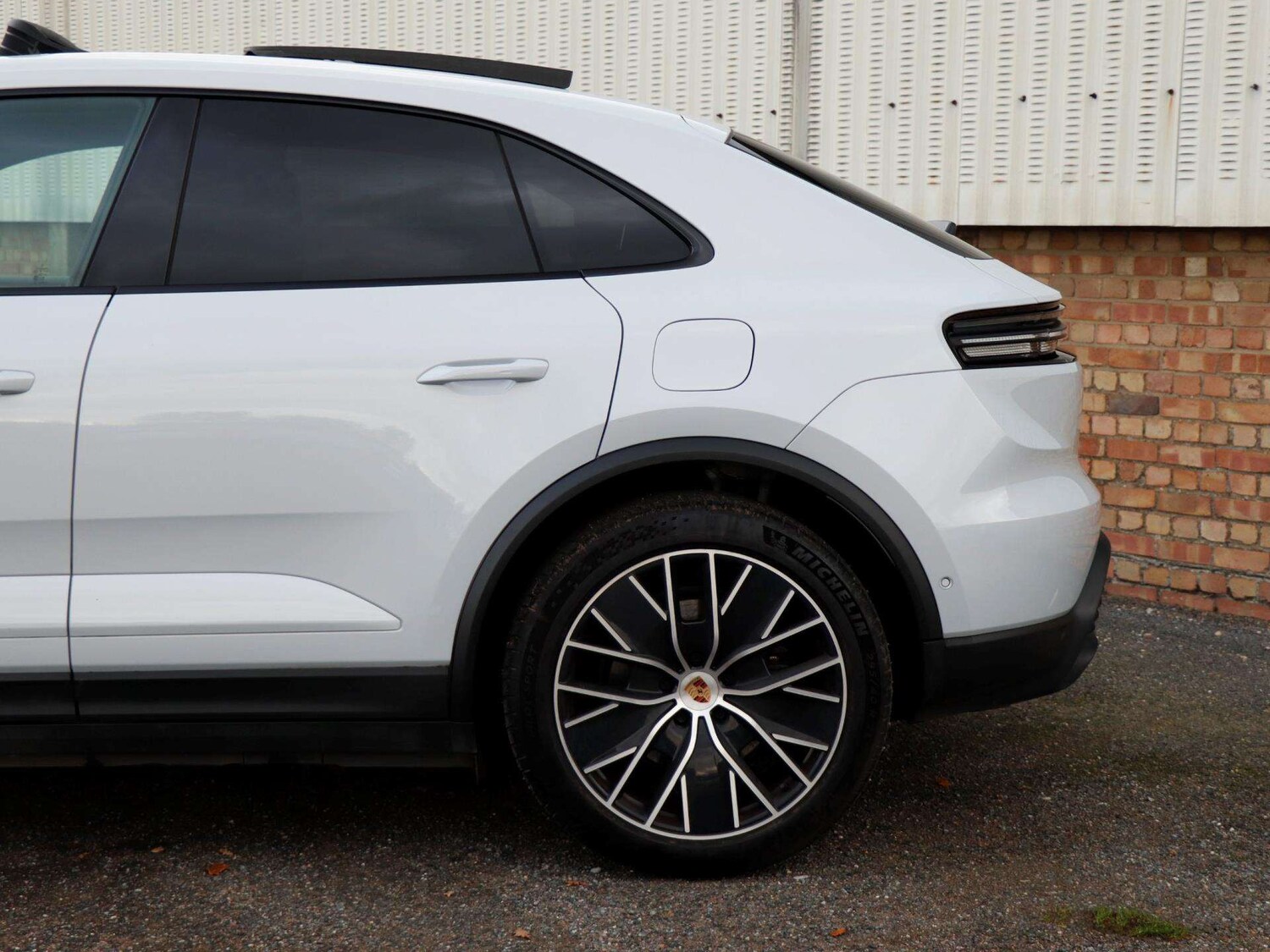 Used Porsche Macan 2025 for sale - 78187805: Photo 34