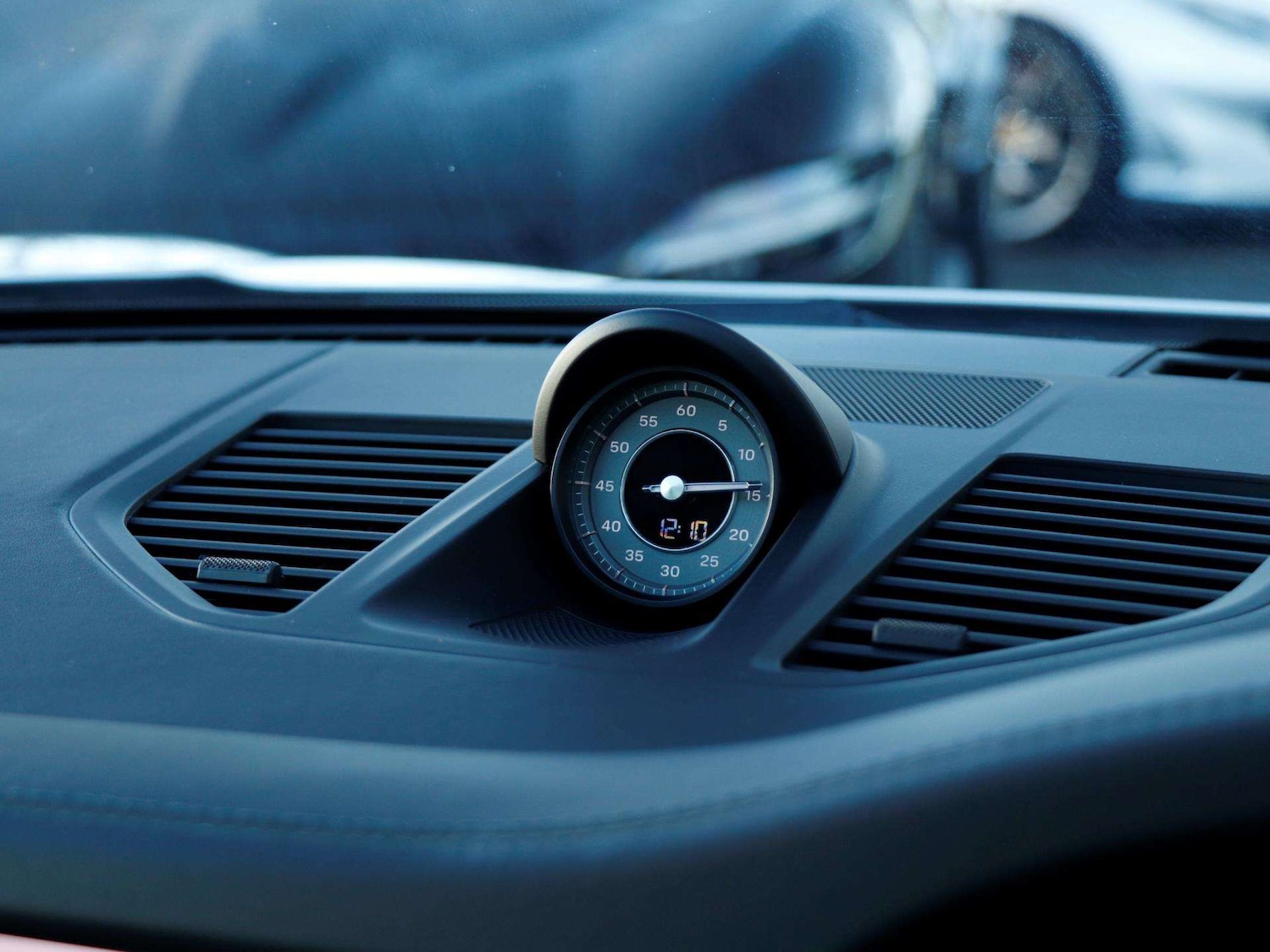 Used Porsche 911 2023 for sale - 76691976: Photo 13