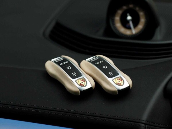 Used Porsche Taycan 2024 for sale - 73996360: Photo 19
